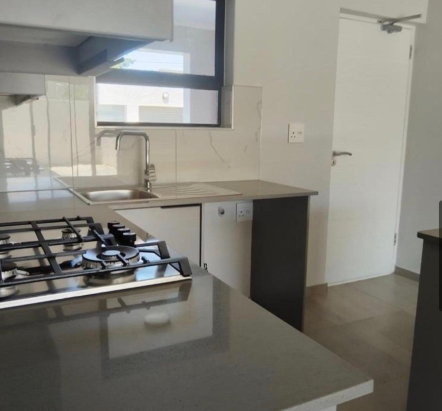 1 Bedroom Property for Sale in Table View Western Cape